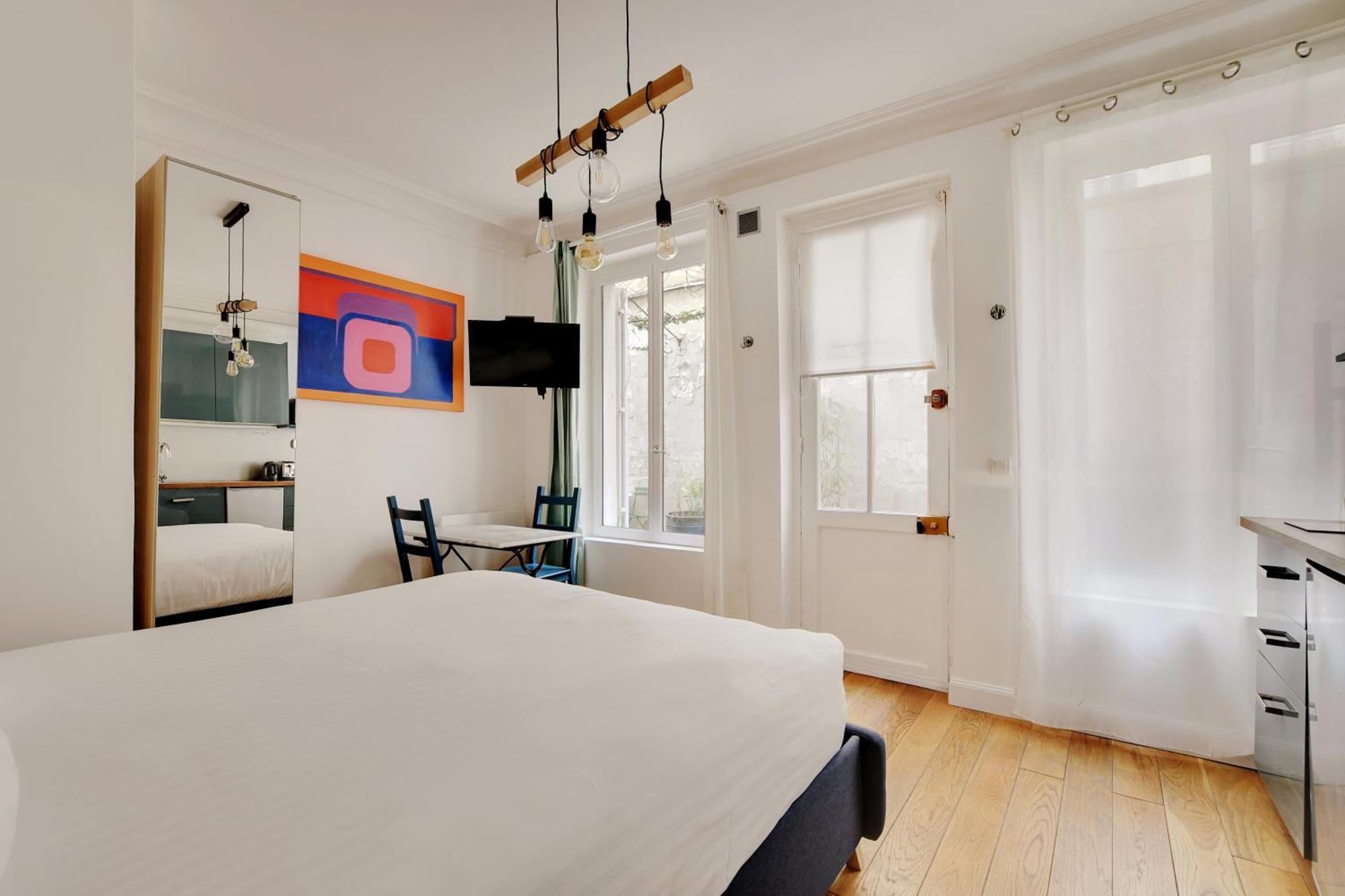 A Sweet Studio In Montparnasse - Boulevard Du Montparnasse 파리 외부 사진