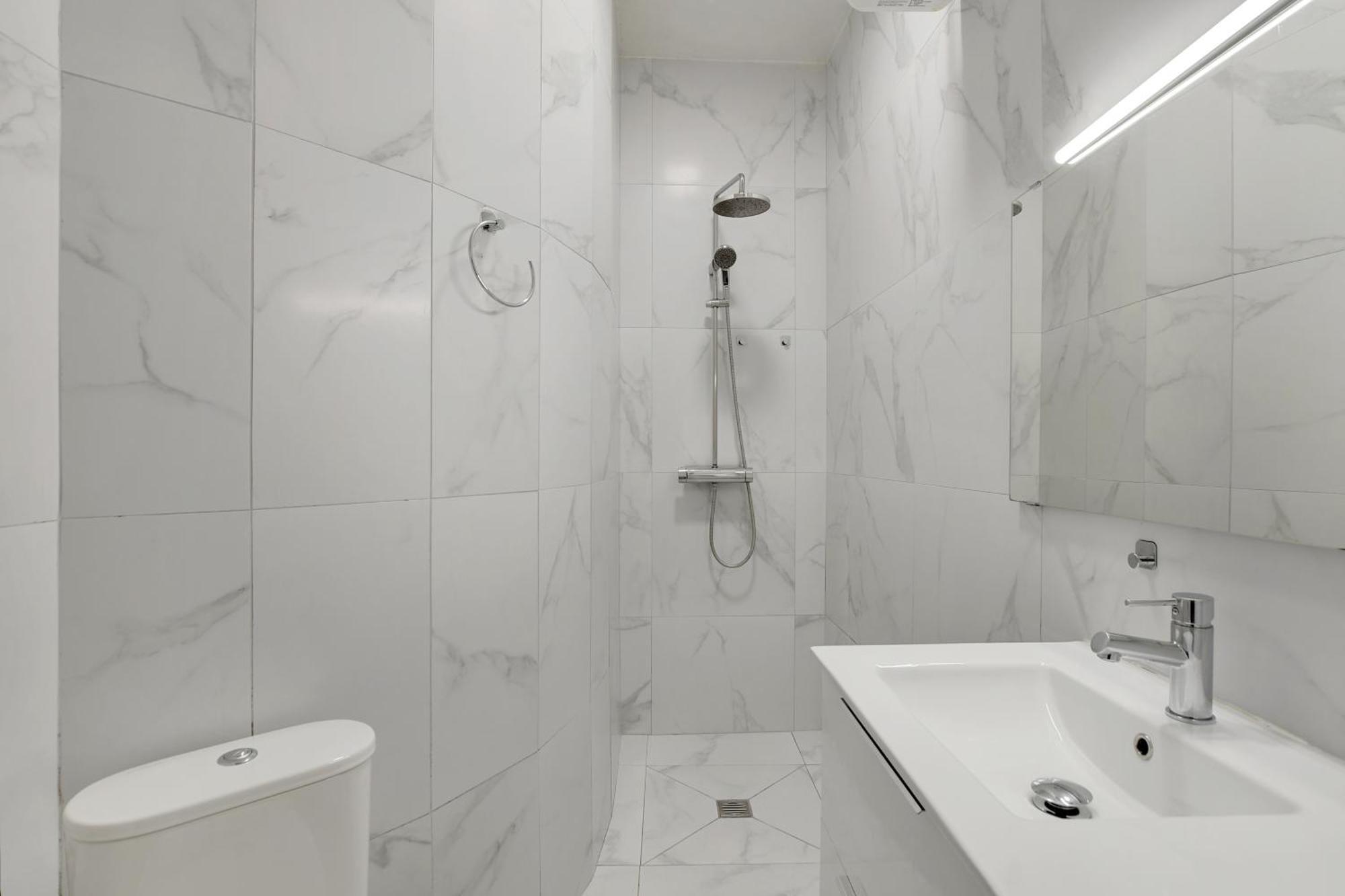 A Sweet Studio In Montparnasse - Boulevard Du Montparnasse 파리 외부 사진
